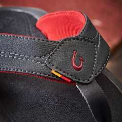 Kīpī Men’s Comfortable Beach Sandals - Dark Shadow | Men OluKai outlet