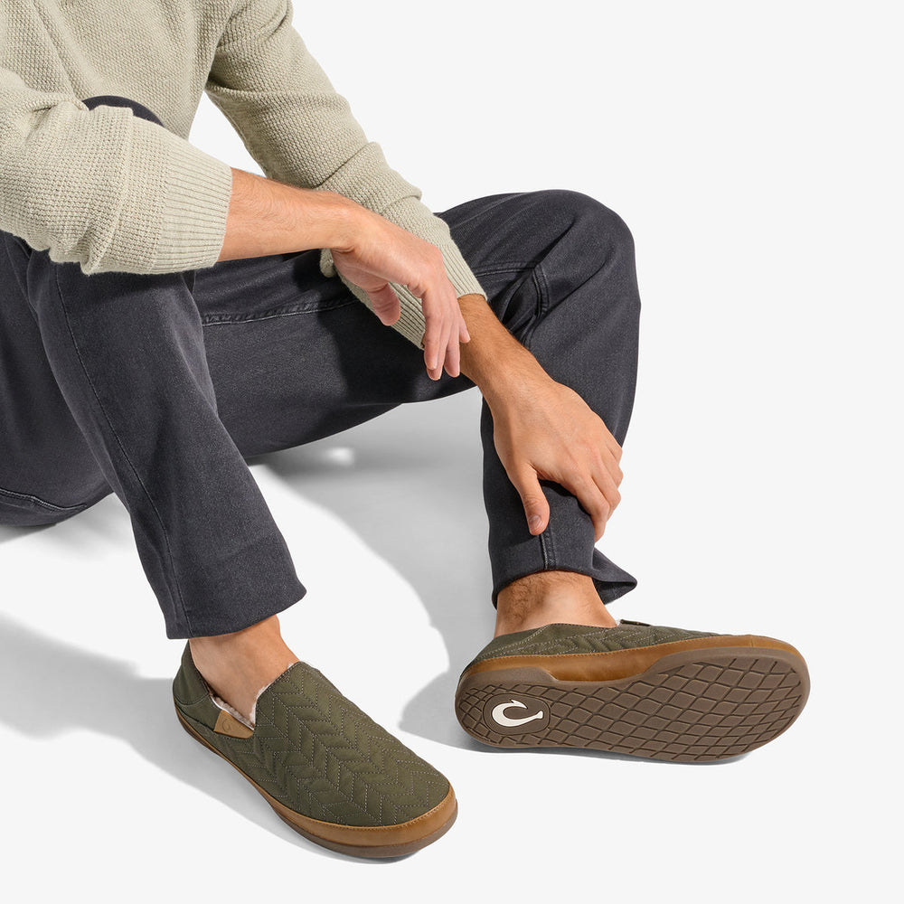Hanohano Men’s Waxed Canvas Slippers - Husk | Men OluKai online