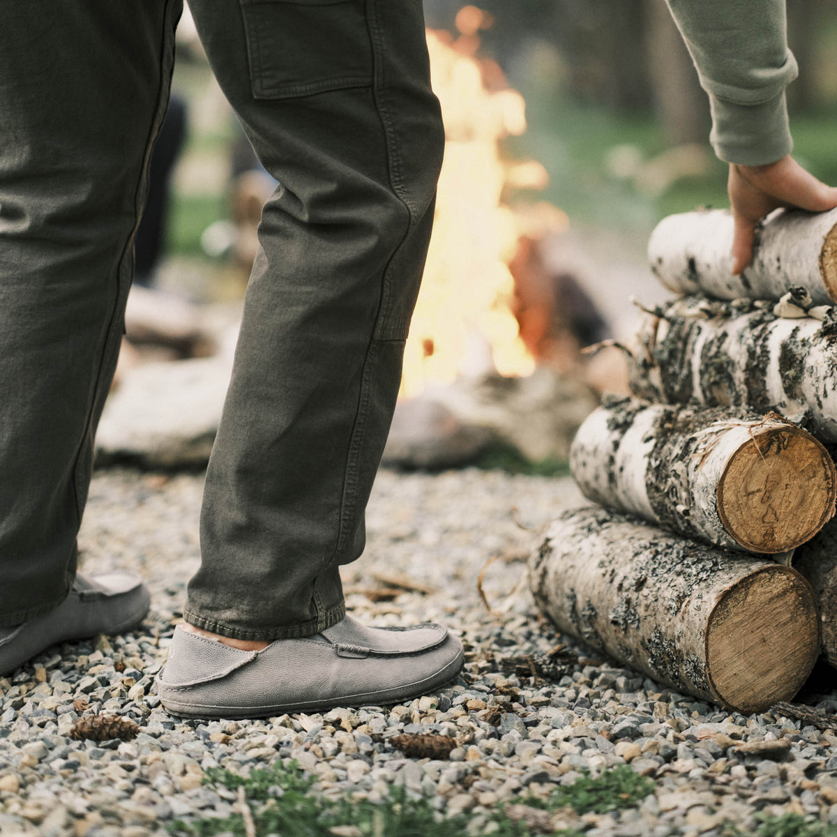 Moloā Men's Leather Slippers - Kona Coffee | Men OluKai online