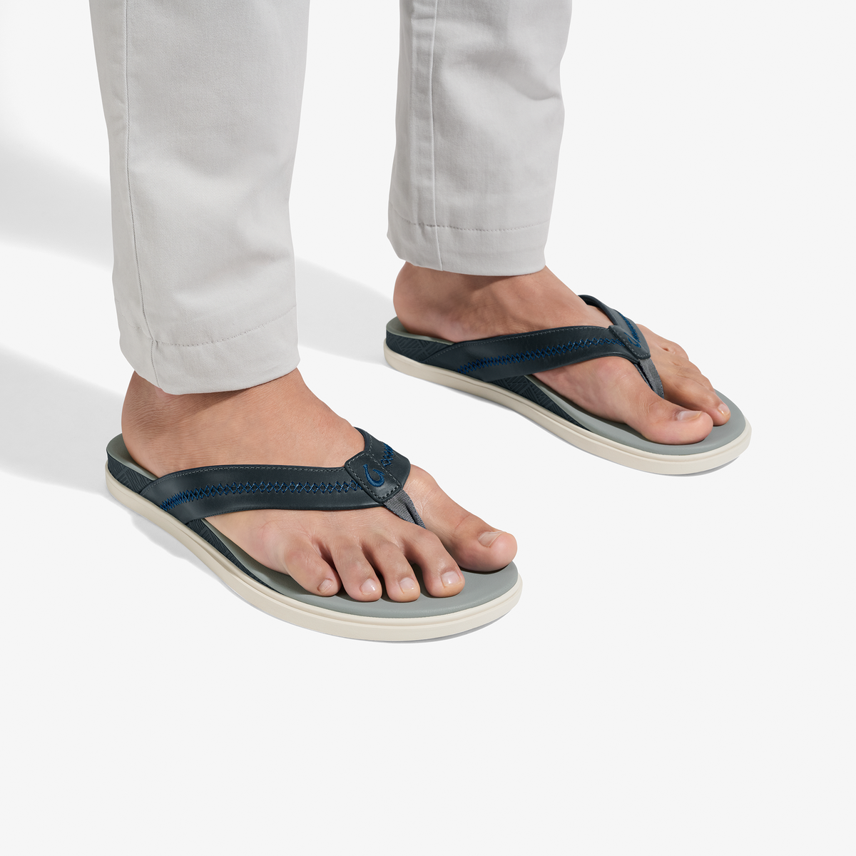 Shoreline - Rock / Pale Grey | Men OluKai sale