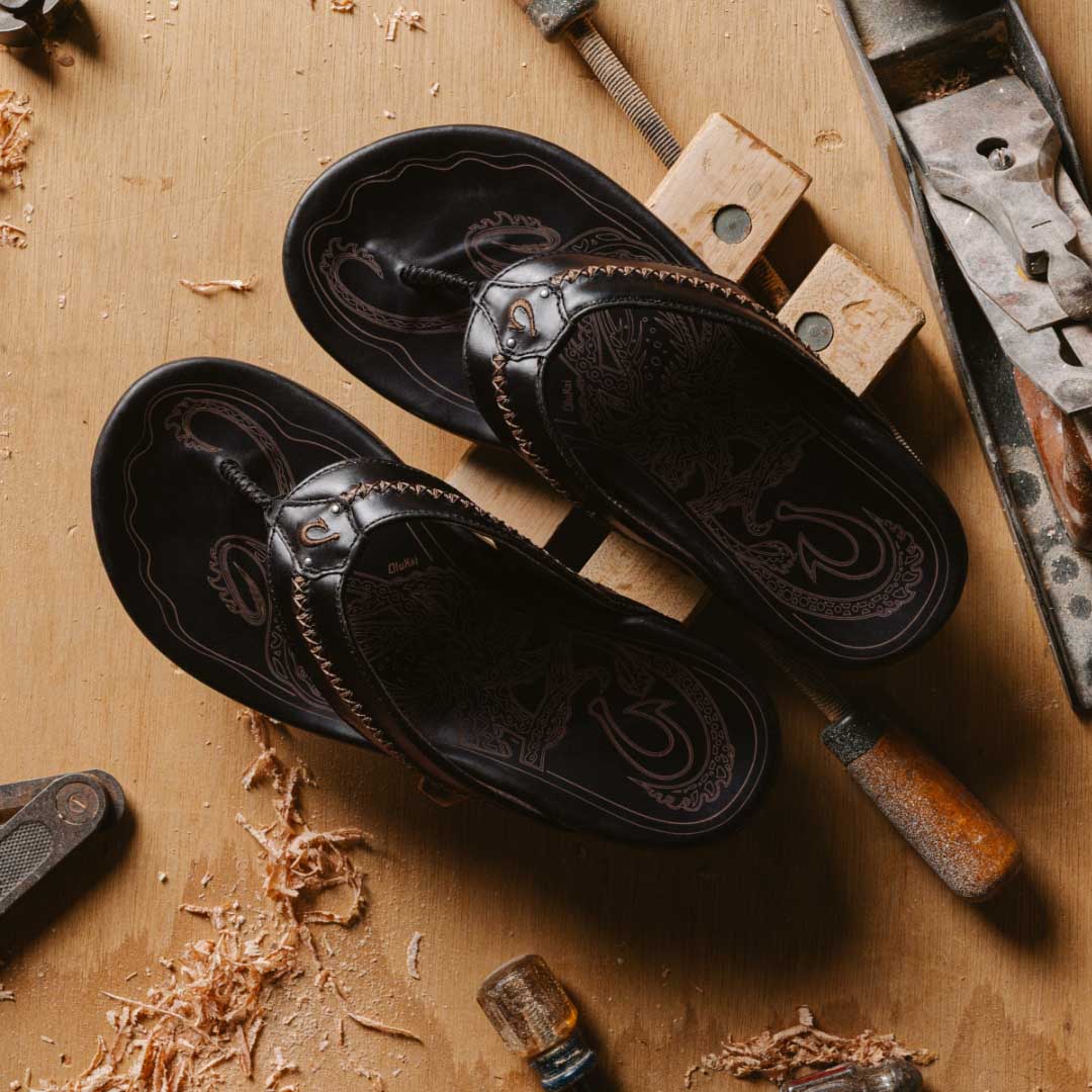 Mea Ola Men's Leather Beach Sandals - Dark Java | Men OluKai outlet