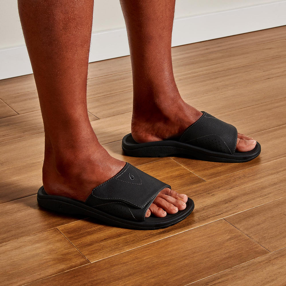 Nalu Slide Men's Beach Slide Sandals - Black | Men OluKai online