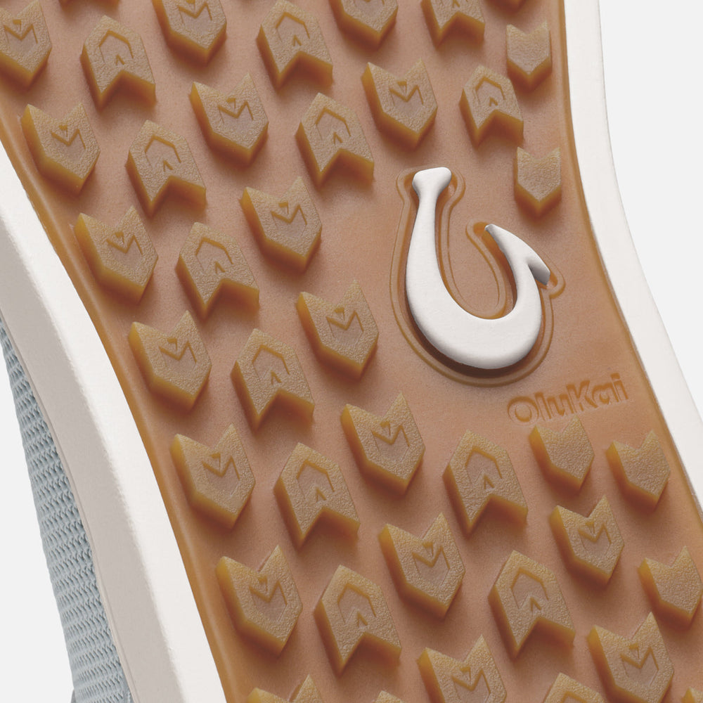 Kiahuna - Cloud Grey / Tan | Women OluKai near me