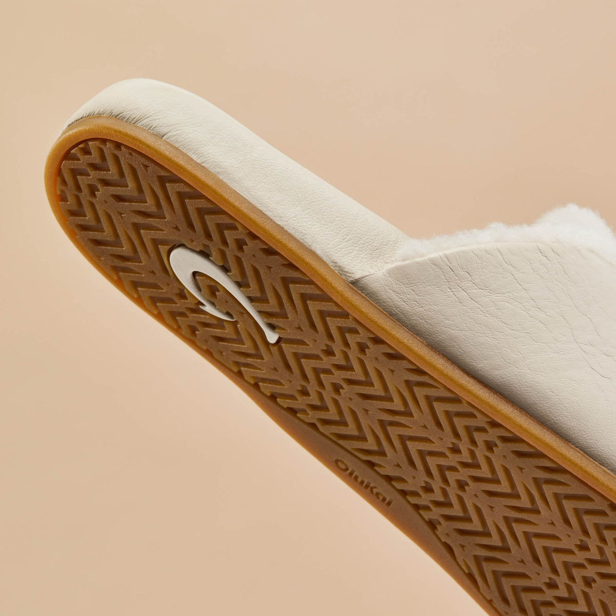 Kōnea Women’s Leather Slipper Mules - Bone | Women OluKai for sale