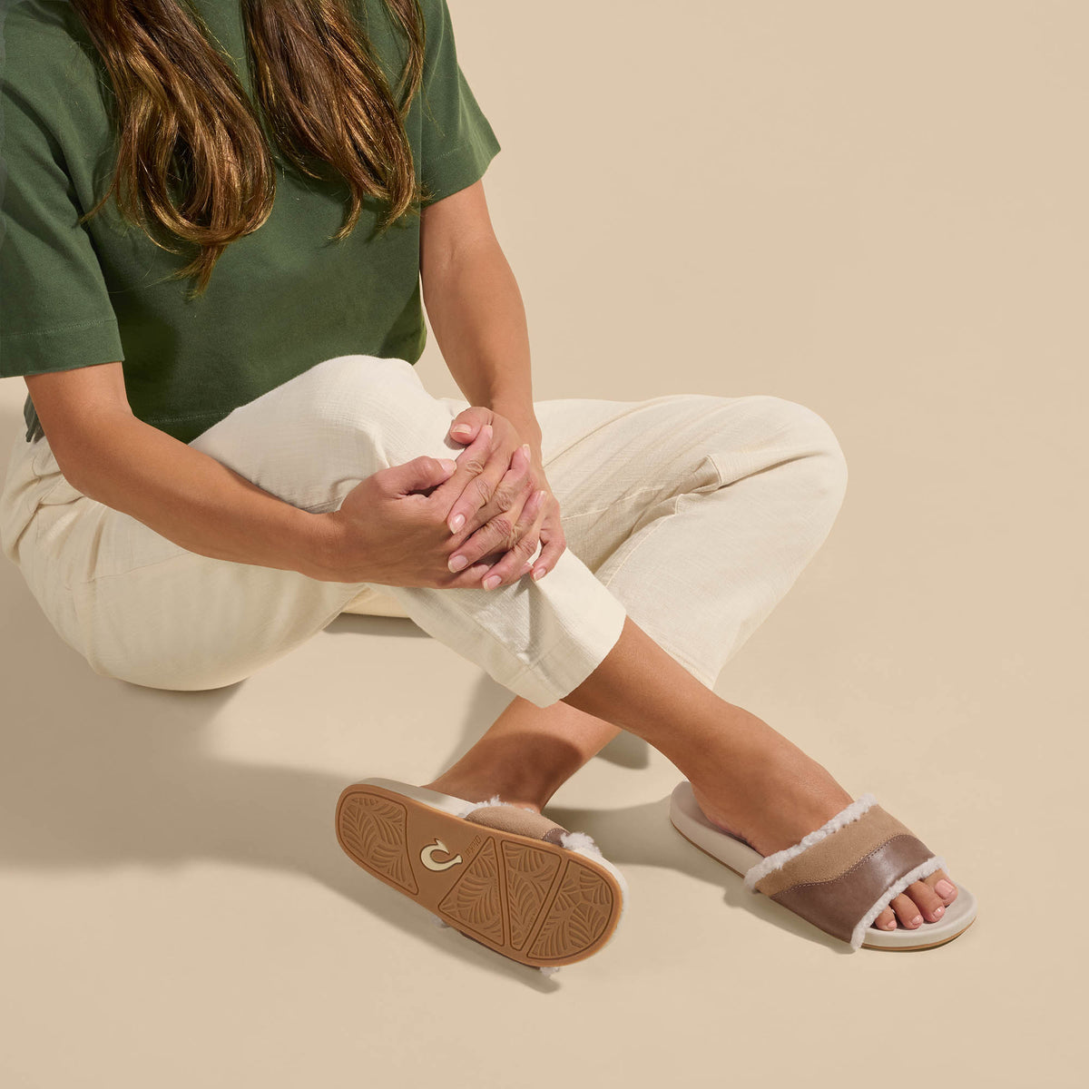 Hō‘ala Slide Women’s Slide Slipper Sandals - Tan / Puka | Women OluKai cheap