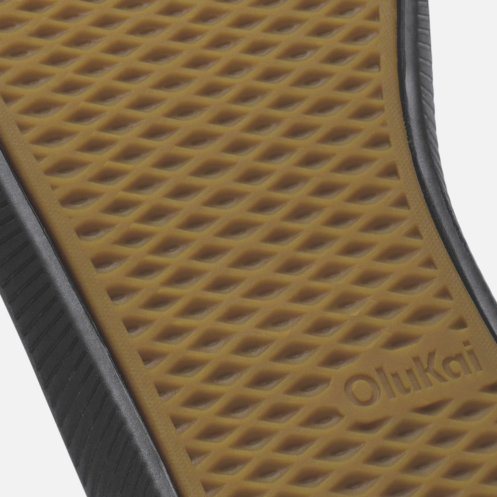 Ulele - Black / Black | Women OluKai cheap